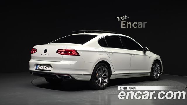 Volkswagen Passat B8 2.0 TDI Prestige - фото 1