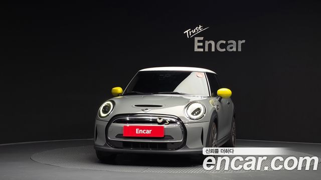 Mini Cooper Electric SE Classic 3rd - фото 2