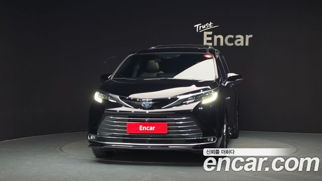 Toyota Sienna 4-го поколения 2.5 Hybrid AWD - фото 2