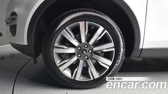 Land Rover Discovery Sport 2.0 TD4 HSE Luxury - фото 4