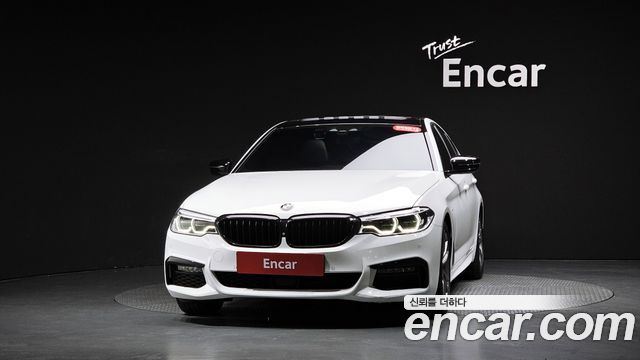 BMW 5 Series G30 520d M Sport Package Plus - фото 1