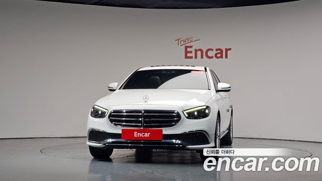 Mercedes-Benz E-Class W213 E250 Exclusive - фото 1