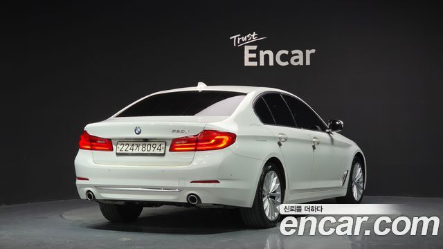 BMW 5 Series G30 520d Luxury Plus - фото 1