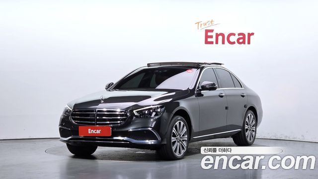 Mercedes-Benz E-Class W213 E450 4MATIC Exclusive - фото 0