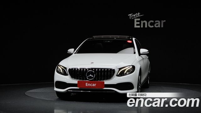 Mercedes-Benz E-Class W213 E300 Avantgarde - фото 2