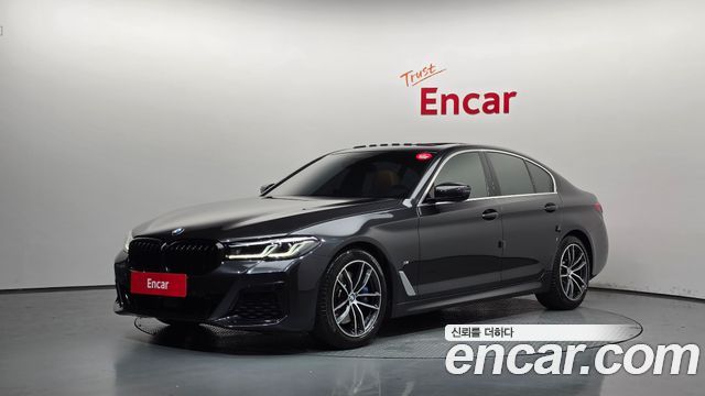 BMW 5 Series G30 520i M Sport - фото 0
