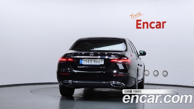 Mercedes-Benz E-Class W213 E350 4MATIC Exclusive - фото 3