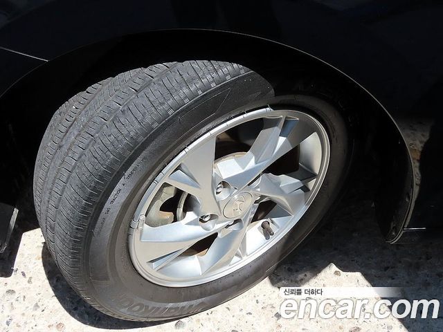 Hyundai Avante CN7 1.6 Modern - фото 4