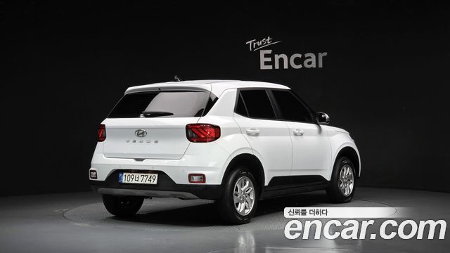 Hyundai Venue 1.6 Modern Plus - фото 1