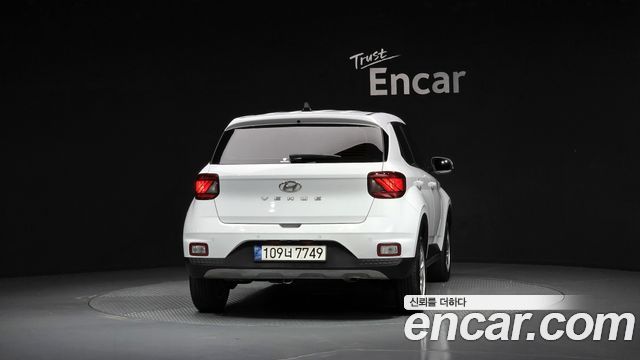 Hyundai Venue 1.6 Modern Plus - фото 3
