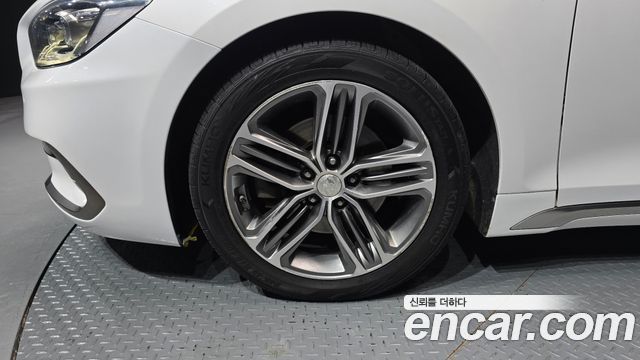 Hyundai Grandeur IG 2.2 Diesel Premium - фото 4