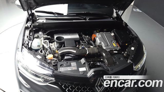 Renault Samsung Arkana 1.6 E-TECH Iconic - фото 4
