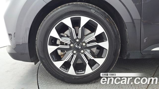 Kia Carnival 4-го поколения Gasoline 7-Seater Signature - фото 4