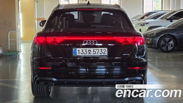 Audi Q8 50 TDI Quattro Premium - фото 3