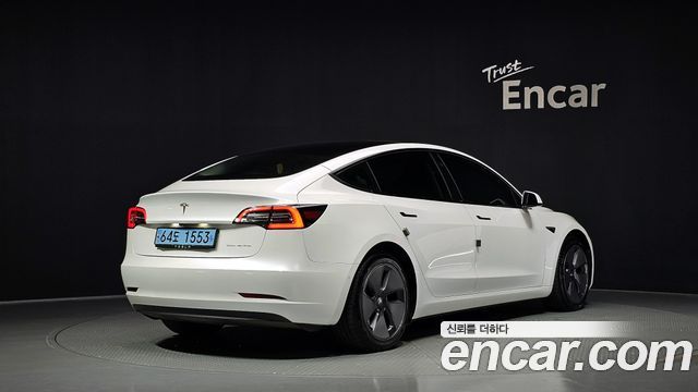 Tesla Model 3 Long Range AWD - фото 1
