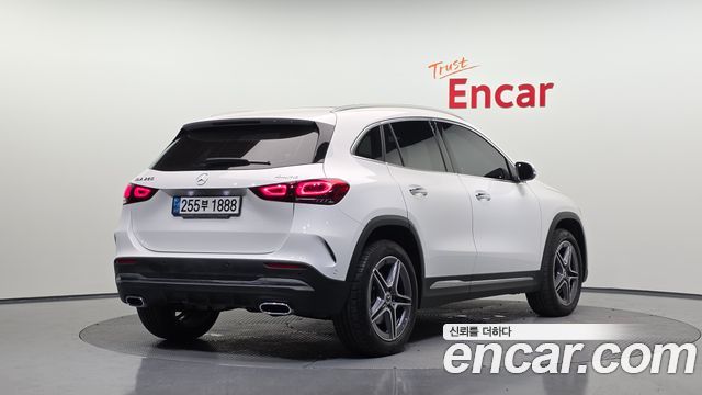 Mercedes-Benz GLA-Class H247 GLA250 4MATIC - фото 1