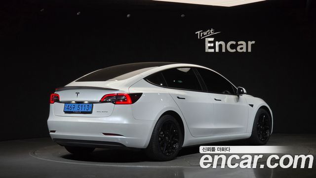 Tesla Model 3 Long Range AWD - фото 1