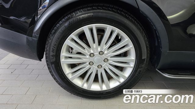 Land Rover Discovery 3.0 SD6 HSE Luxury - фото 4