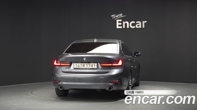 BMW 3 Series G20 320d - фото 3
