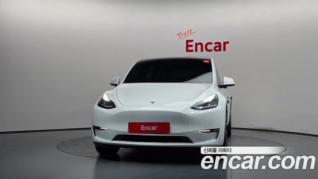 Tesla Model Y Long Range AWD - фото 2