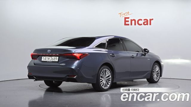 Toyota Avalon 5-го поколения 2.5 Hybrid - фото 1