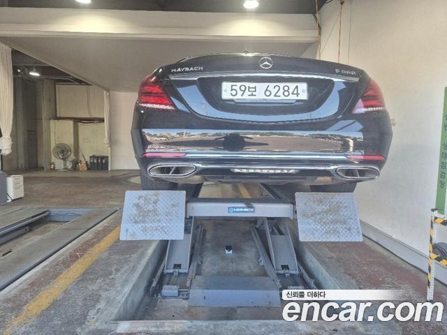 Mercedes-Benz S-Class W222 Maybach S560 4MATIC - фото 1