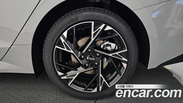 Kia K5 New 3-го поколения 2.0 Signature - фото 4