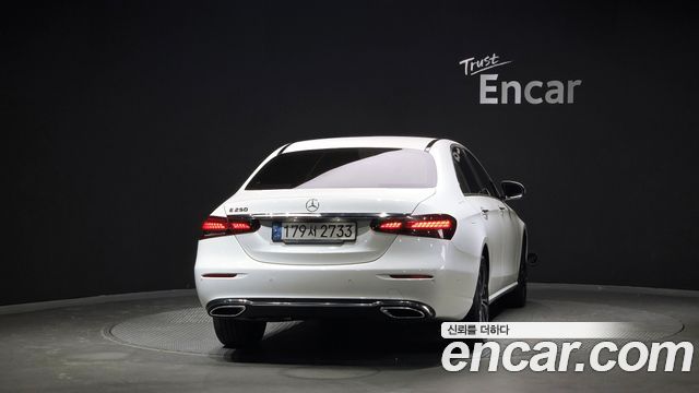Mercedes-Benz E-Class W213 E250 Avantgarde - фото 3
