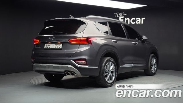 Hyundai Santafe TM Diesel 2.0 2WD Exclusive - фото 1