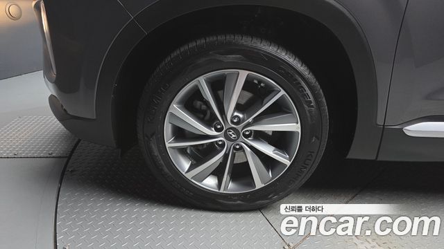 Hyundai Santafe TM Diesel 2.0 2WD Exclusive - фото 4