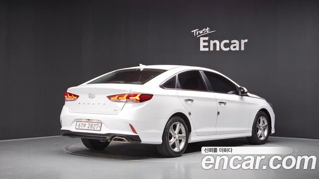 Hyundai Sonata 2.0 Modern - фото 1