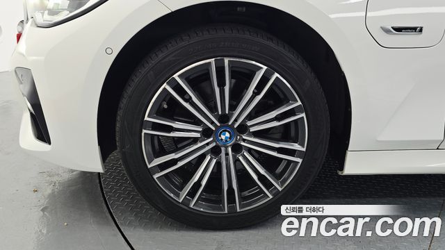 BMW 3 Series G20 320e M Sports - фото 4