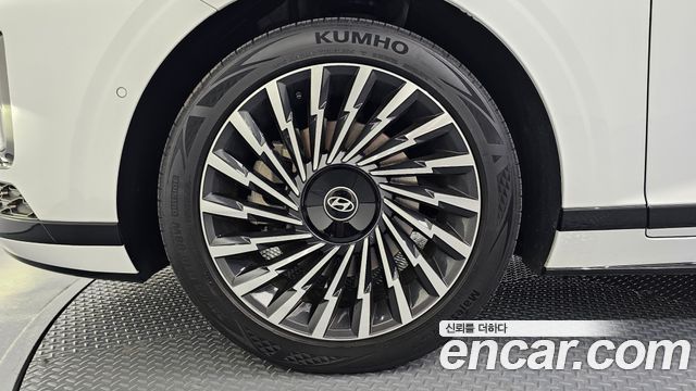 Hyundai Grandeur GN7 2,5 Gasoline 2WD Calligraphy - фото 4