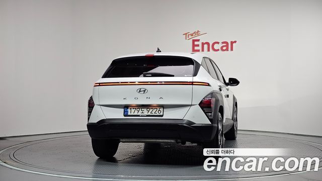 Hyundai Kona SX2 Gasoline 1.6 Turbo 2WD Modern - фото 3