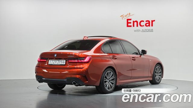 BMW 3 Series G20 320i M Sport - фото 0