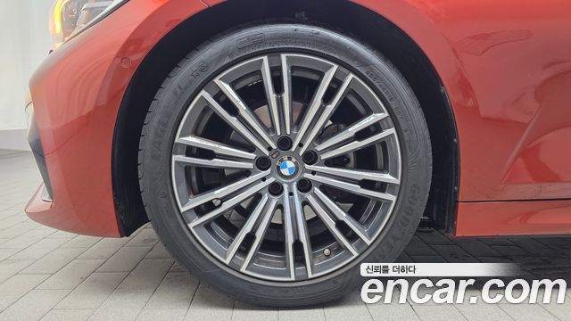 BMW 3 Series G20 320i M Sport - фото 3