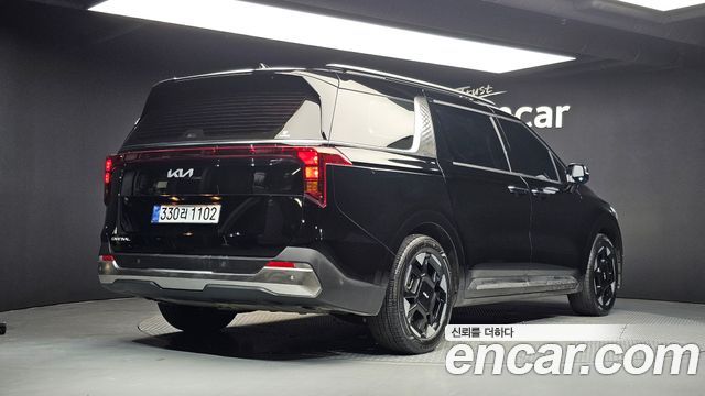 Kia Carnival New 4-го поколения Gasoline 7-Seater Noblesse - фото 1