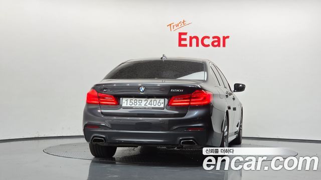BMW 5 Series G30 530i xDrive M Sport Package Plus - фото 3