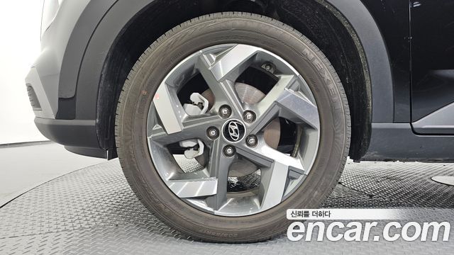 Hyundai Venue 1.6 Flux - фото 4