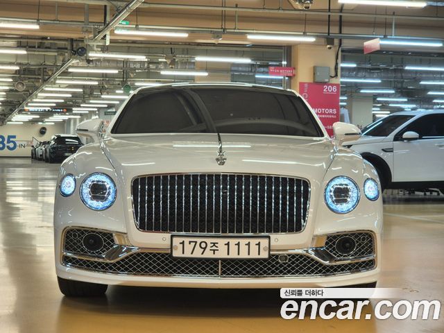 Bentley Flying Spur 3-го поколения 4.0 - фото 1