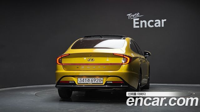 Hyundai Sonata DN8 2.0 Premium Family - фото 3