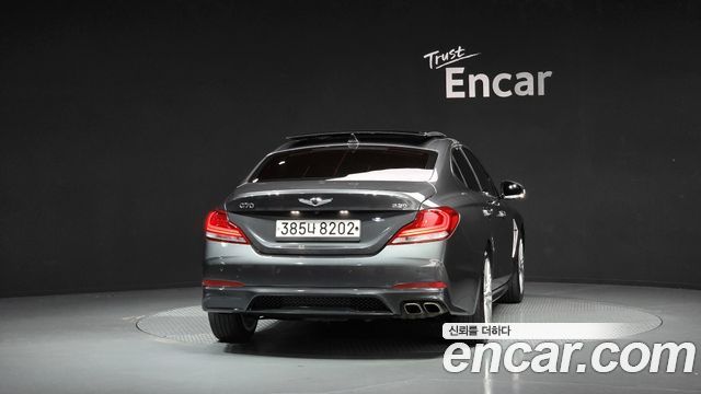 Genesis G70 2.2D Elite - фото 3