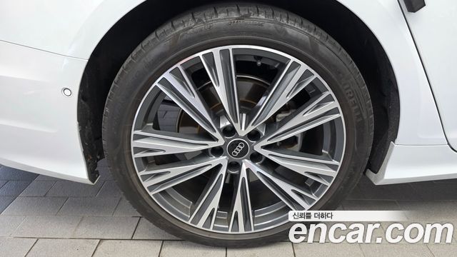 Audi A6 C8 45 TFSI Quattro Premium - фото 4