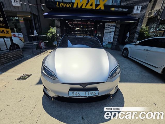 Tesla Model S Plaid - фото 0