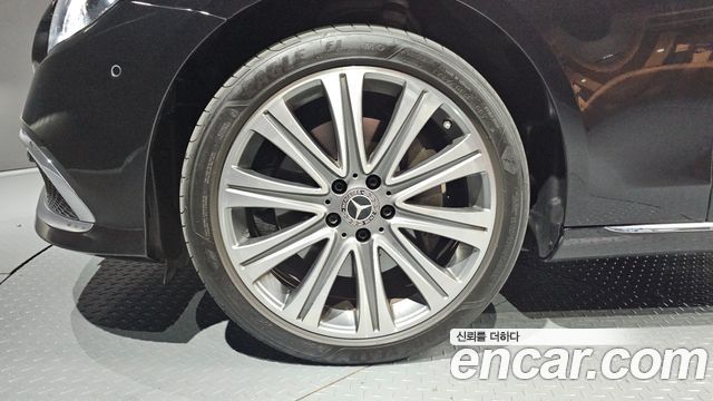 Mercedes-Benz E-Class W213 E300e 4MATIC Exclusive - фото 4