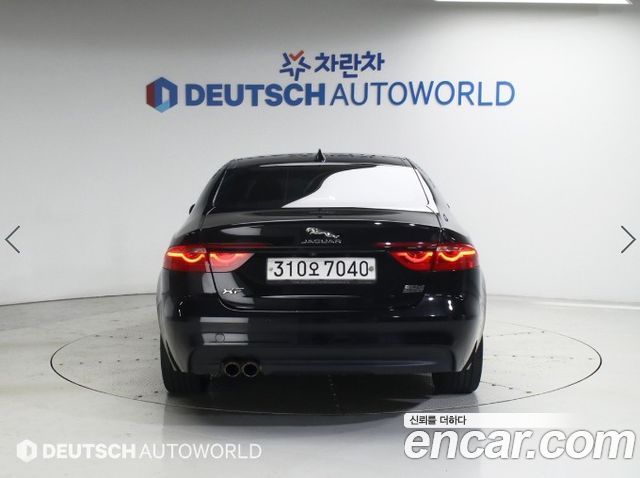Jaguar XF X260 20d Portfolio AWD - фото 3
