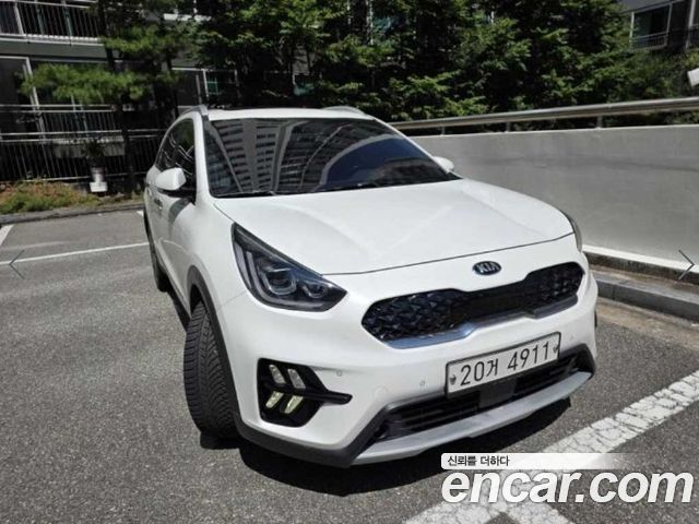 Kia Niro New 1.6 HEV Noblesse Special - фото 0