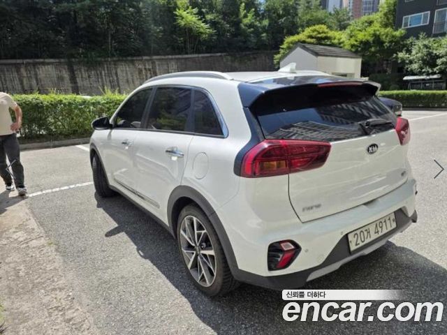 Kia Niro New 1.6 HEV Noblesse Special - фото 1