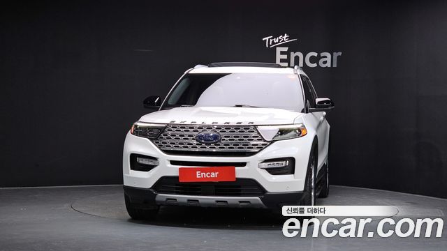 Ford Explorer 6-го поколения 2.3 LimIted 4WD - фото 2