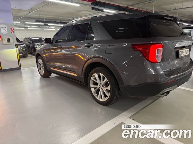 Ford Explorer 6-го поколения 3.0 Platinum 4WD - фото 1